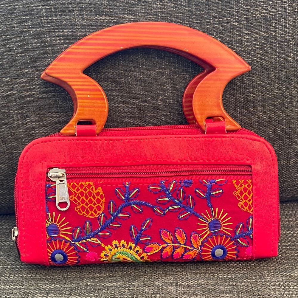 NWOT Beautifully Hand-Embroidered Wallet with Handles